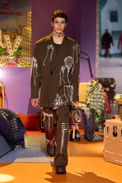 Look 65